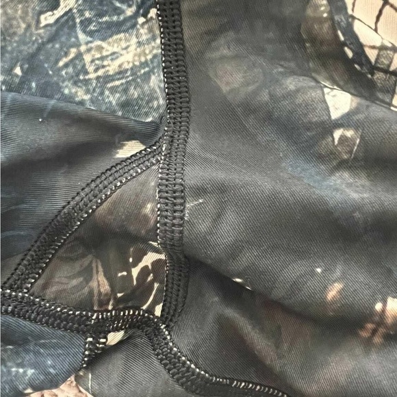 Lululemon Wander Onder Pant Sz 8 - Picture 3 of 4